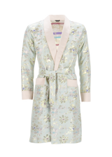 Holden Robe