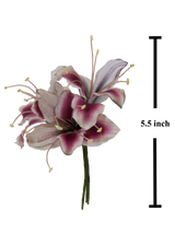 Mini Amaryllis Brooch